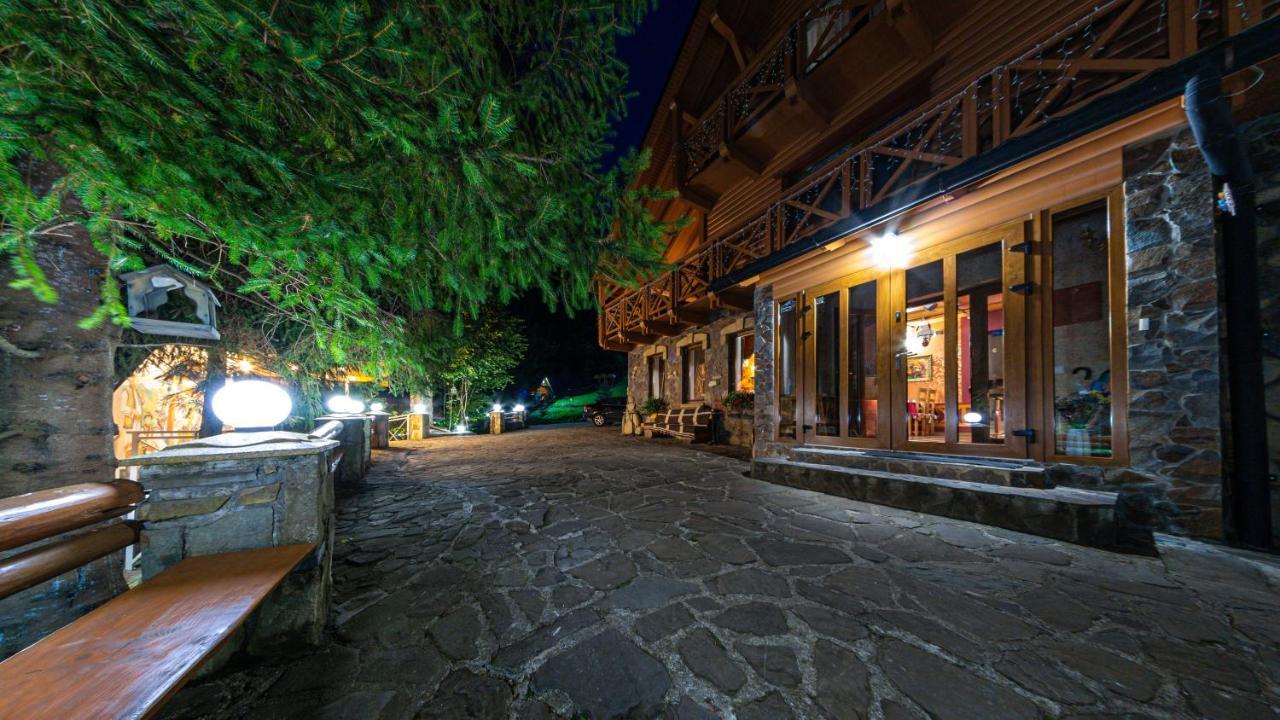 Karpatska Villa ميكوليتشن المظهر الخارجي الصورة