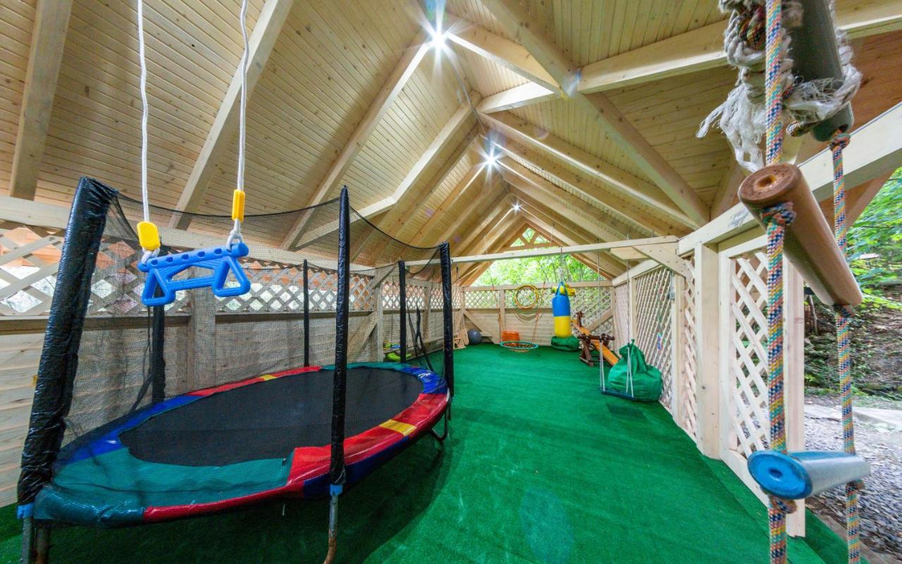 Karpatska Villa ميكوليتشن المظهر الخارجي الصورة